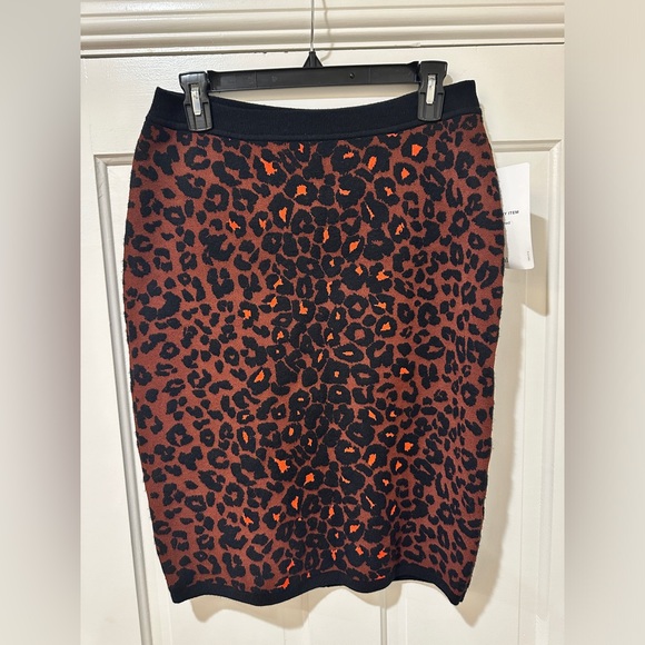 ALC Ellwood brown leopard print wool blend stretch knit skirt - Picture 7 of 10